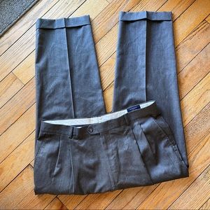 Burberry London Gray Pleated Pants - 38 32 inch inseam